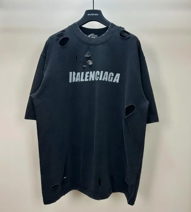 Balenciaga T-Shirt 250-135