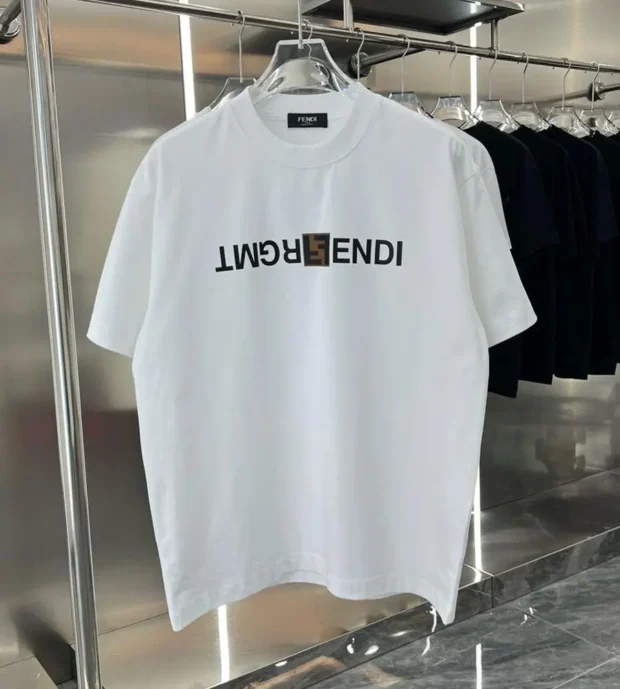 Fendi T-Shirt 250-52