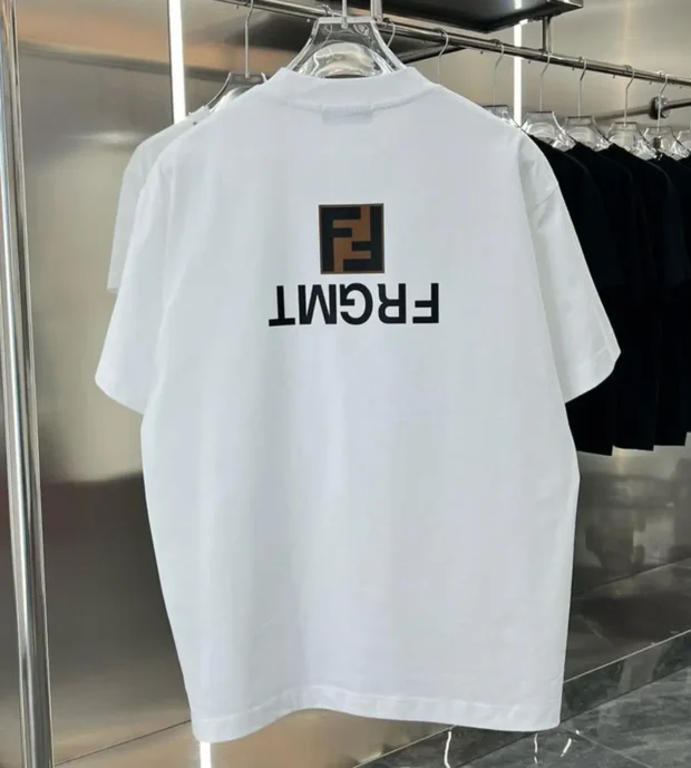 Fendi T-Shirt 250-52 - Image 2