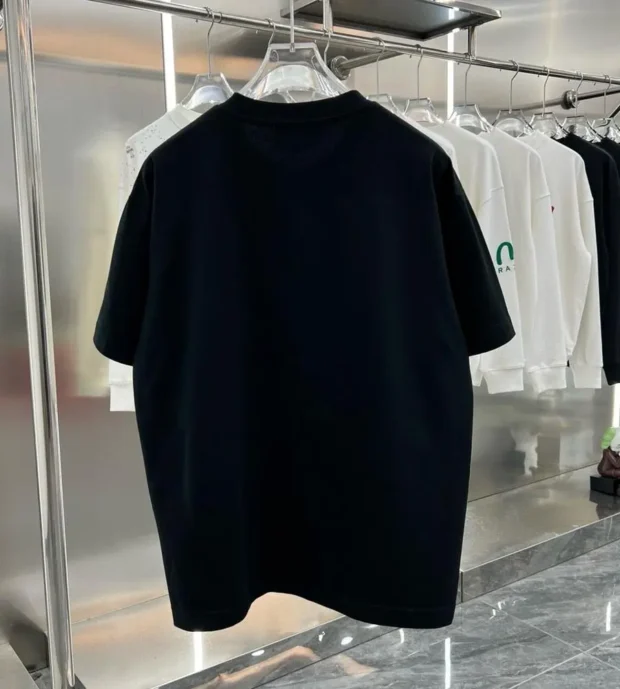 Fendi T-Shirt 250-55 - Image 2