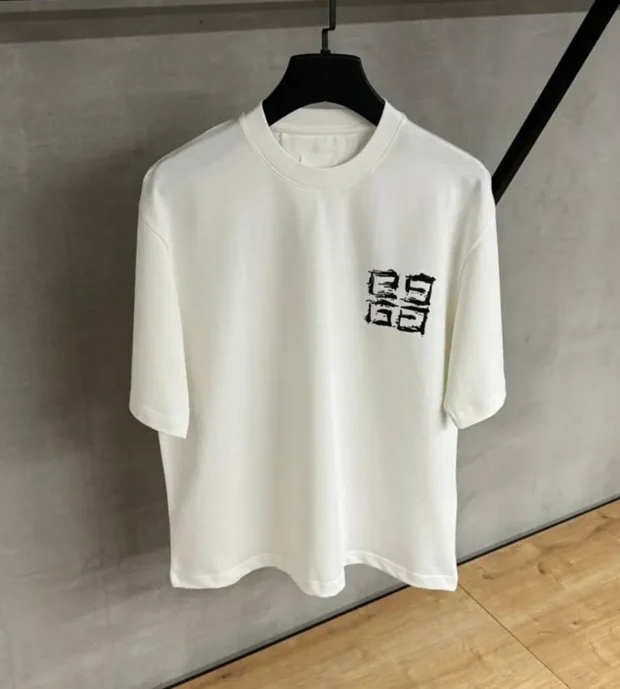 Givenchy T Shirt-250-21