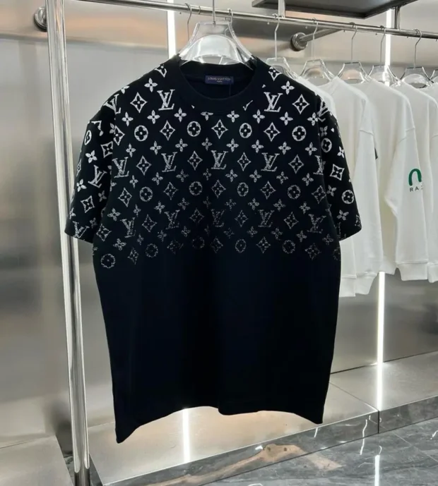 LV T Shirt-250-66
