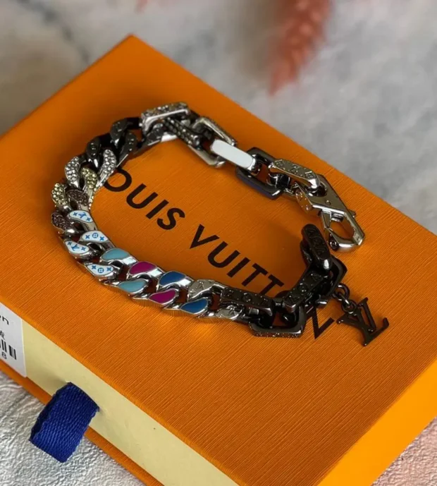 LV Men Bracelet-300-11