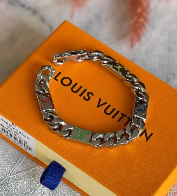 LV Men Bracelet-300-14