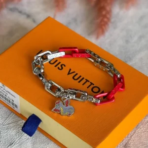 LV Men Bracelet-300-15