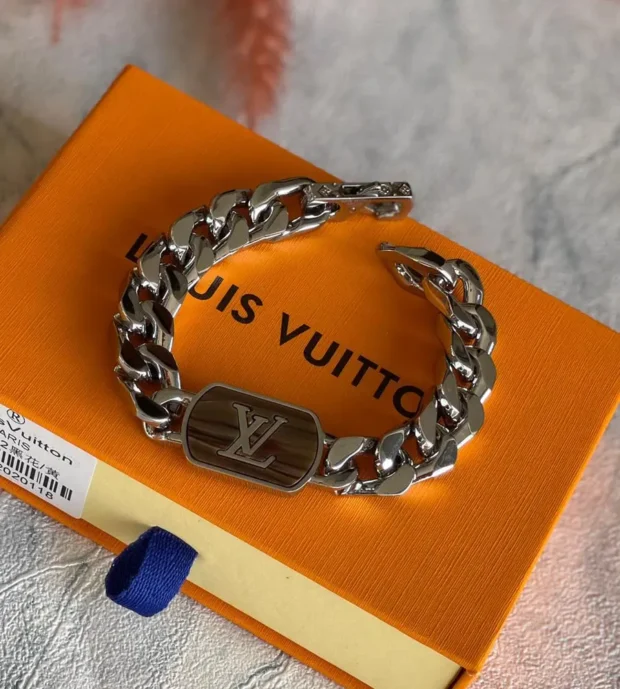 LV Men Bracelet-300-2