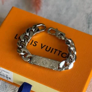 LV Men Bracelet-300-3
