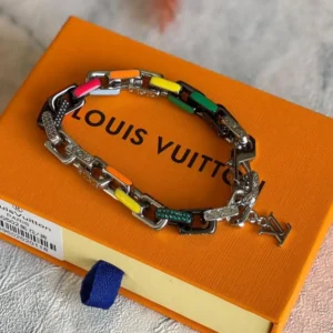 LV Men Bracelet-300-9