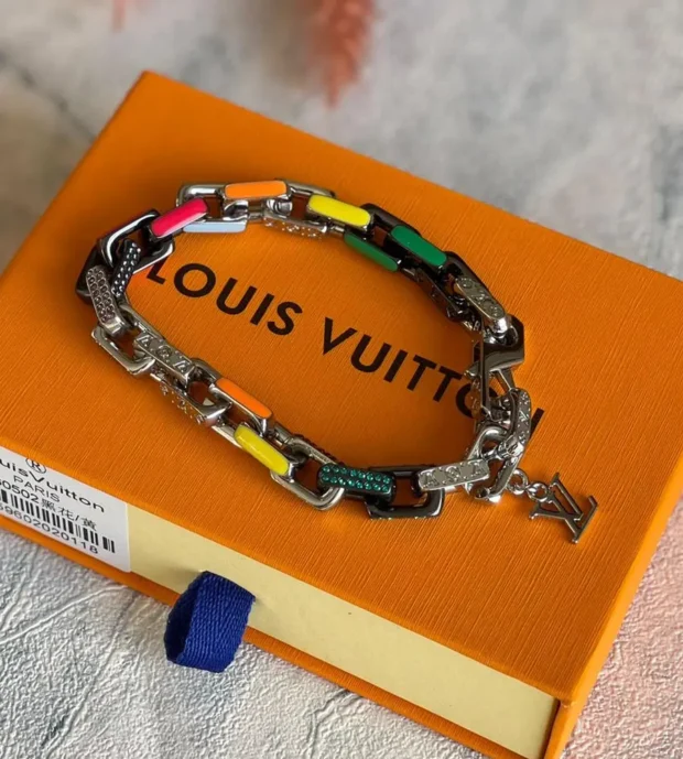 LV Men Bracelet-300-9