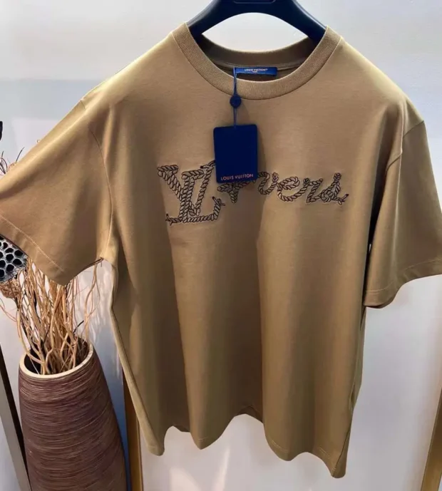 LV T Shirt 350-1