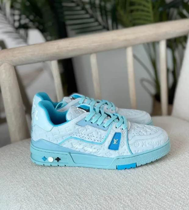 LV Sneakers-650-13