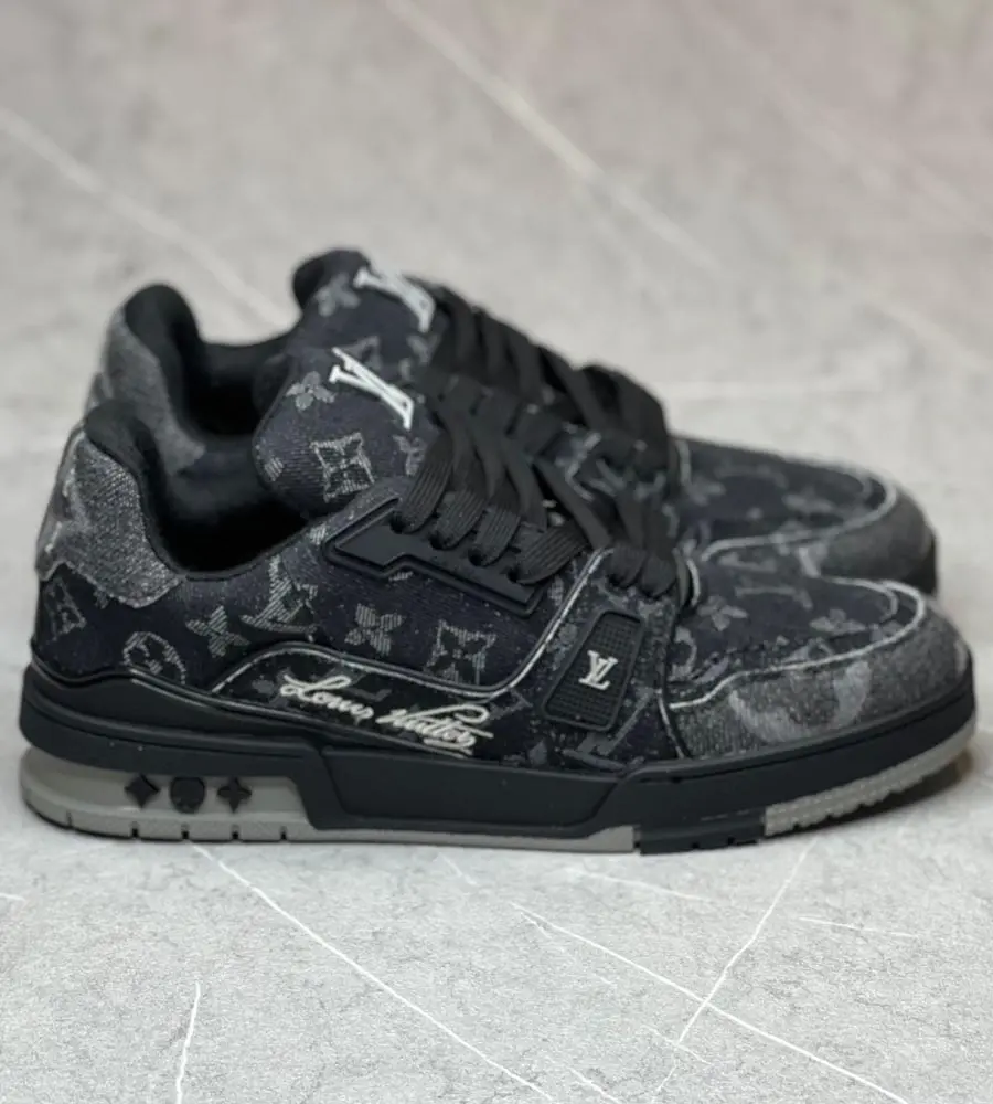LV Sneakers 800-4
