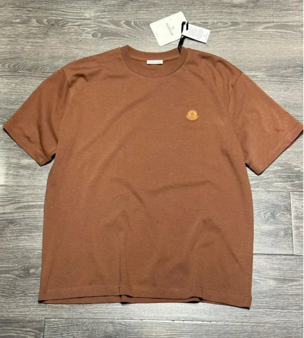 Moncler T-Shirt 250-55