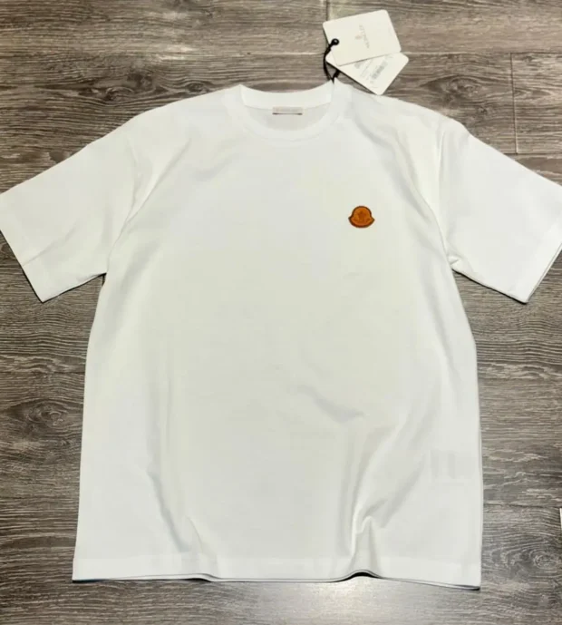 Moncler T-Shirt 250-57