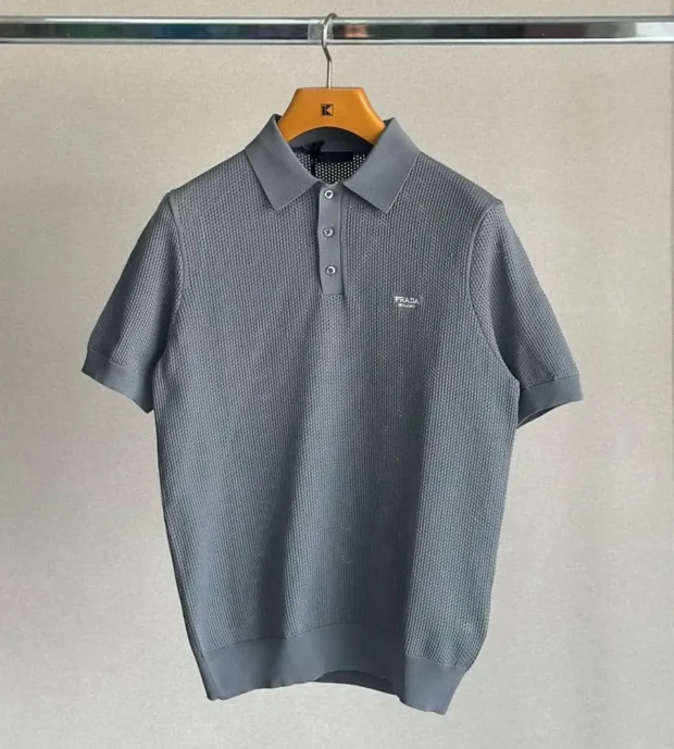 Prada T Shirt 350-1