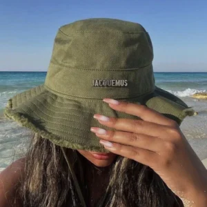 Jacquemus Unisex Bucket Hat 250-1