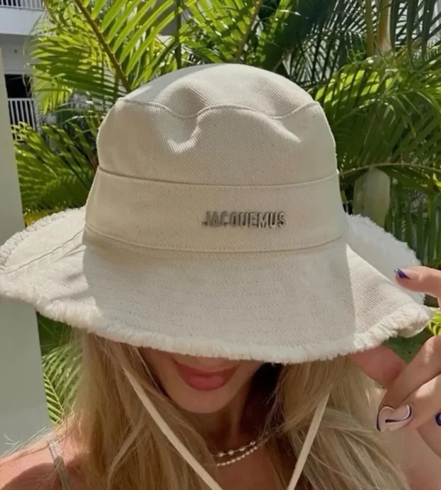 Jacquemus Unisex Bucket Hat 250-2