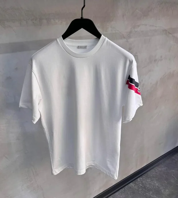 Moncler T-Shirt 250-59