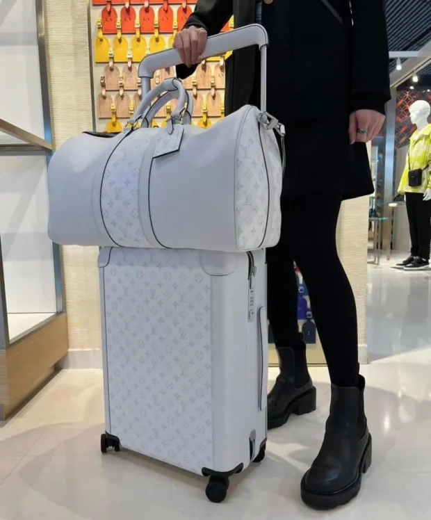 LV Cabine Size Trolly Bag 2500-24