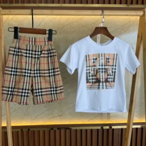 Burberry Kids Set 250-5