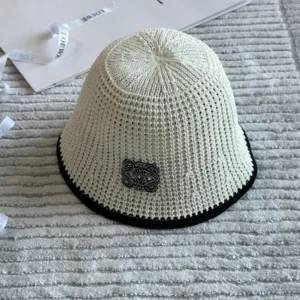 Loewe Hat 250-4