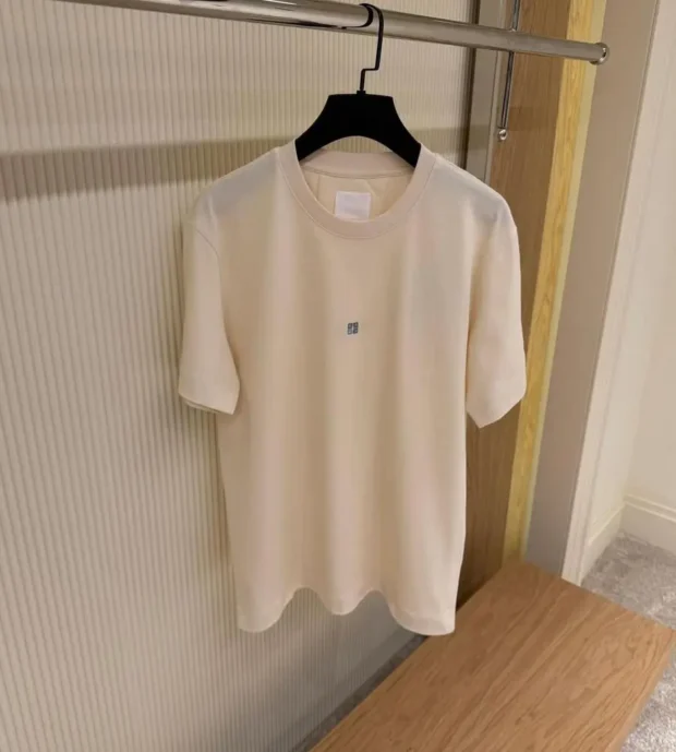 Givenchy T Shirt 250-38