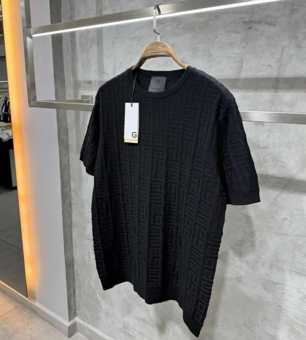 Givenchy T Shirt 250-47