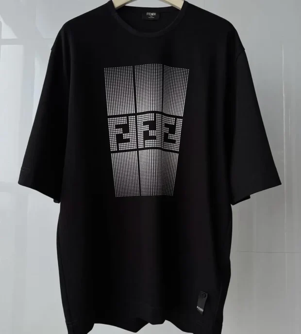 Fendi T Shirt-320-2