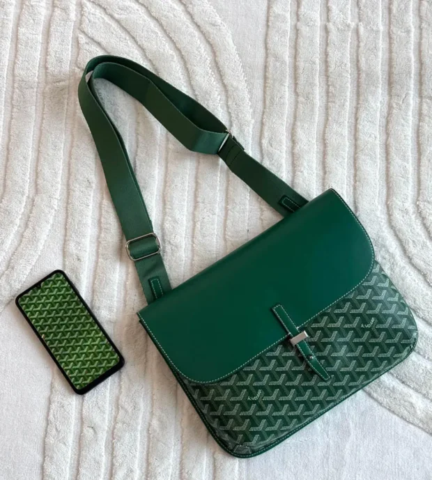 Goyard Cross Body Bag 900-1