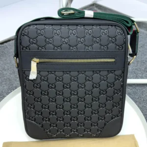 Gucci Sling Bag 1000-6